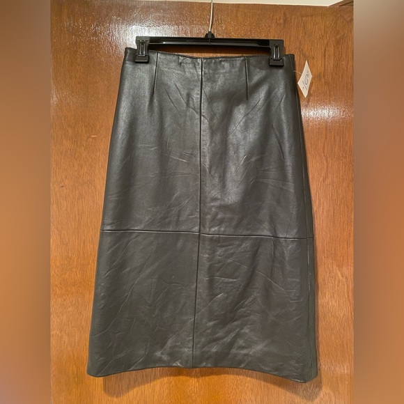 Wilsons 100% Leather Pencil Skirt, size 2 - Picture 1 of 5